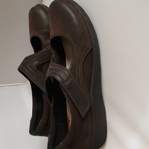 Clarks Cloudsteppers - Picture 4 of 10